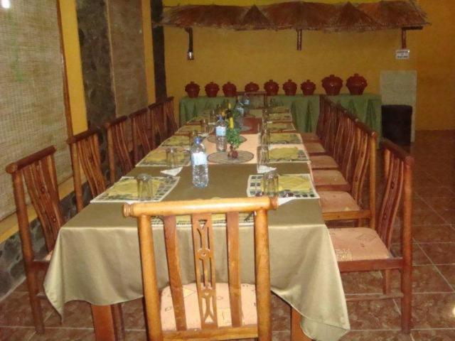 Jays Holiday Resort Habarana Bagian luar foto