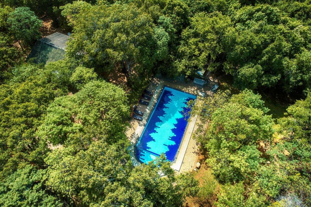 Jays Holiday Resort Habarana Bagian luar foto